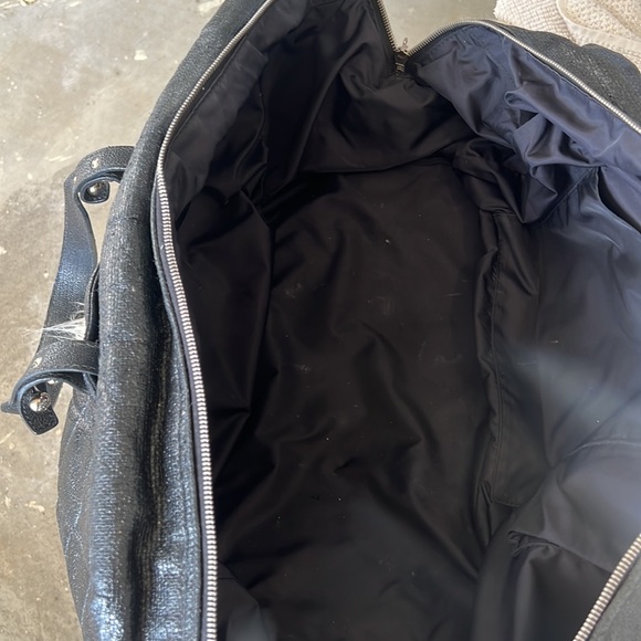 CHANEL Paris duffle bag - Picture 11 of 17